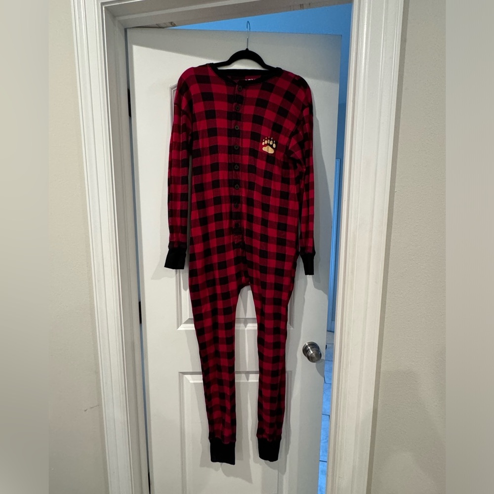 Alaska Bear Onesie! Size M 🐻